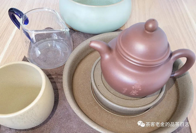 2016年倚邦普洱茶