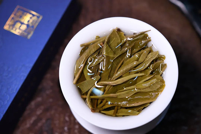 益木堂茶仓珍品老班章龙珠礼盒普洱茶