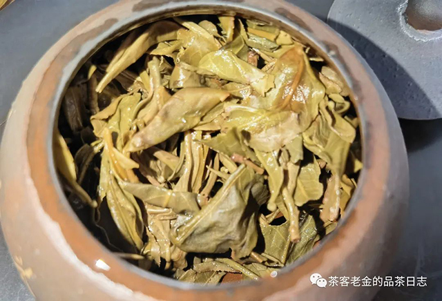 老爷说不将就2019年蛮砖普洱茶