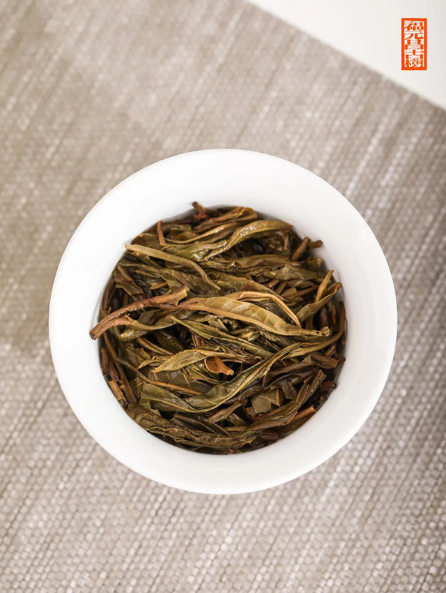 福元昌古树寻味普洱茶一书纪念茶月槎