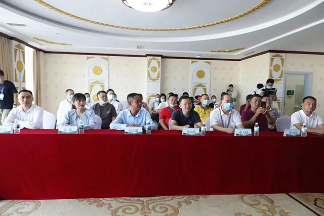 顶级茶产区贡茶再腾飞在西双版纳机场举行