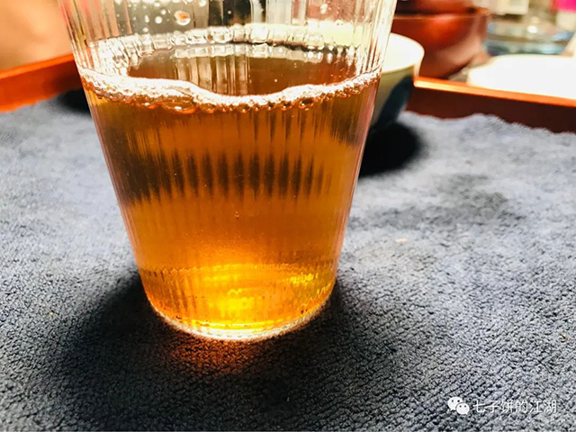 福今入门级生茶2013年精品青饼普洱茶