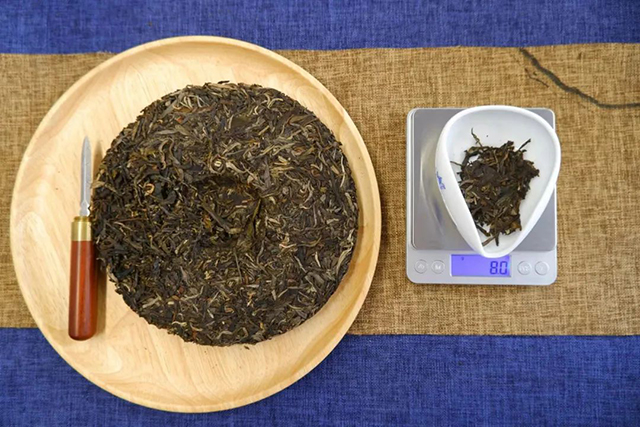 八角亭紫净普洱茶