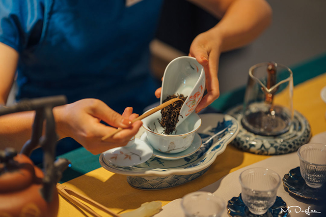 普洱茶文化弥勒传播中心在弥勒秋雨书院成立