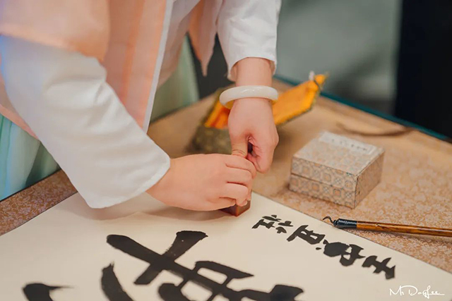 普洱茶文化弥勒传播中心在弥勒秋雨书院成立