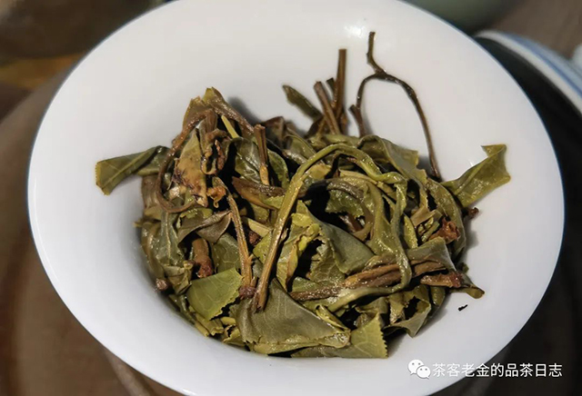 吾茶共饮2022年无量山普洱茶