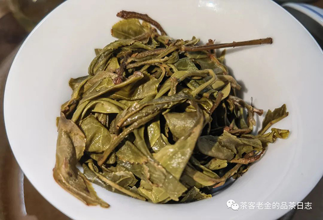 吾茶共饮2022年无量山普洱茶