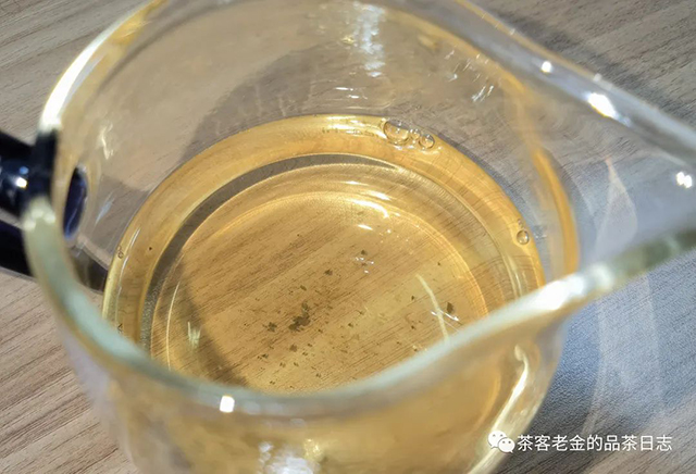 流星赶月2022年倚邦紫芽普洱茶