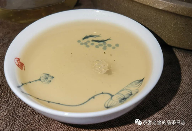 晓茶2021年曼松古树普洱茶