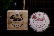 新品上市：2022孔雀茶饼熟茶，传统熟茶的风味之美