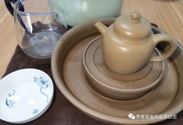 苦行茶僧2009年绿大寨普洱茶