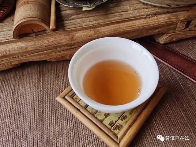 普洱自在饮2010勐康冰岛茶生态古树茶砖普洱茶