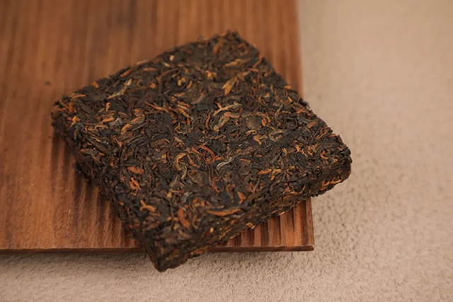 老同志普洱方茶普洱小方砖