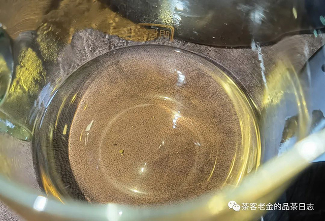 栩月古茶2022年铜箐河一类树普洱茶