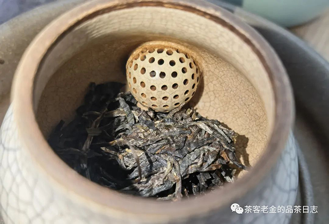 石一龙2022年明月藏鹭之九九虎啸普洱茶