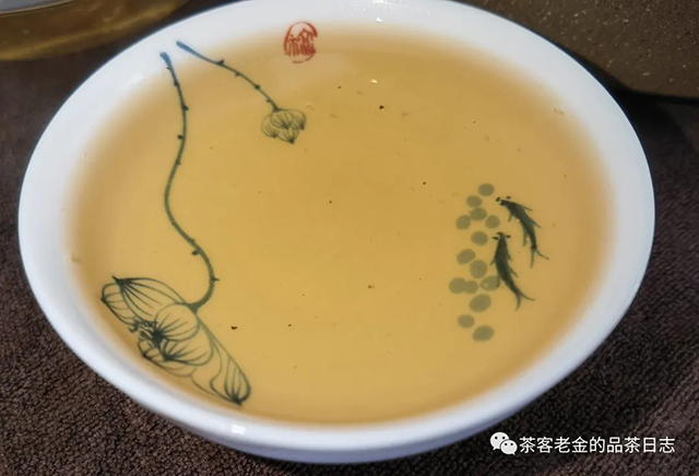 石一龙中茶公司定制茶中茶九九仙鹤青饼