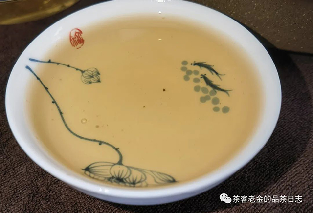 石一龙中茶公司定制茶中茶九九仙鹤青饼