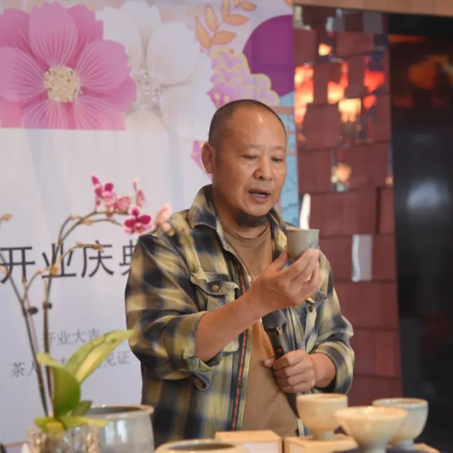 陈学昌
