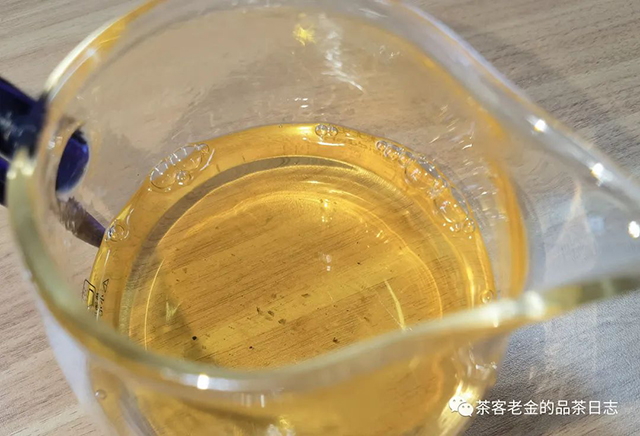 栩月古茶2020年某茶地头春古树普洱茶