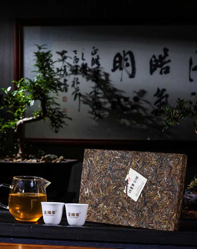 正皓茶2022班章黄金砖普洱茶品鉴详情