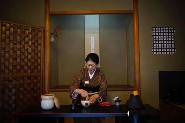 周朝晖日本茶道一千年