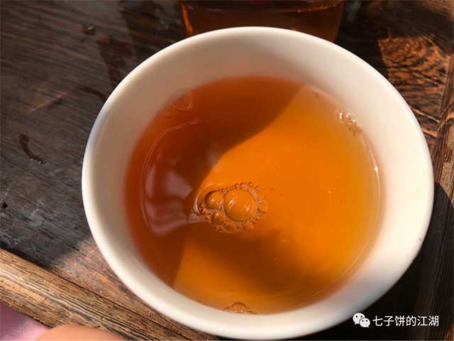 大益2101金色韵象普洱茶开汤品鉴