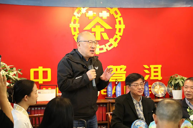 云南茶文化学者晨光文学出版社编辑杨凯