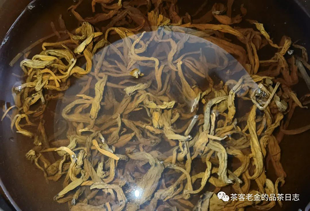 萧关茶事倚邦普洱茶熟茶