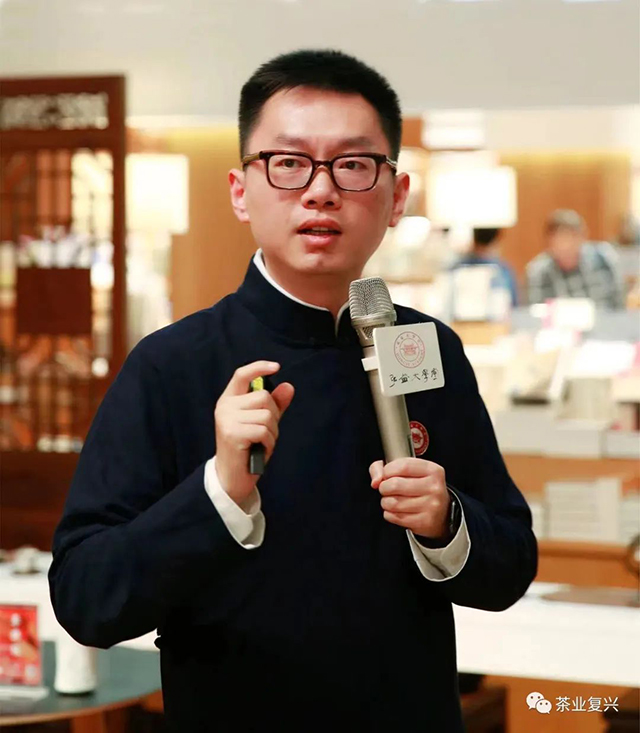 李乐骏