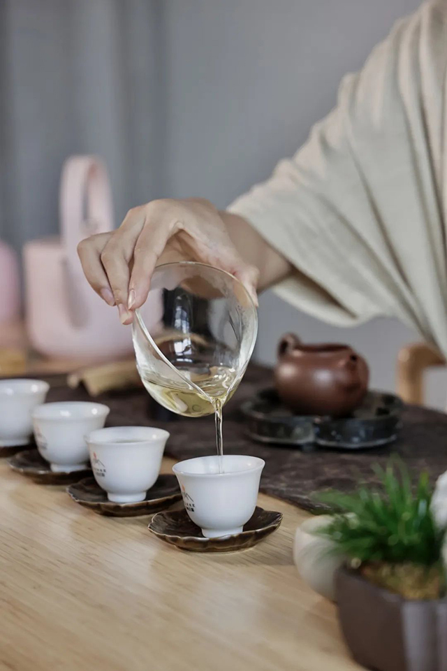 云柯庄园2022春那卡古树茶