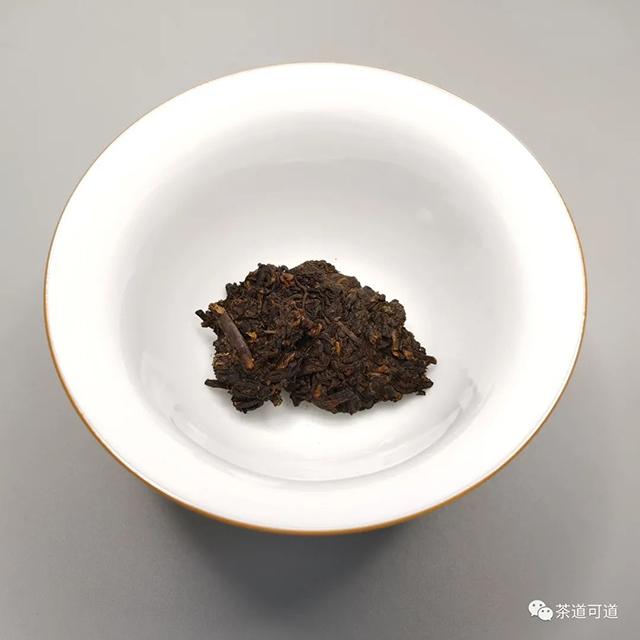 大益汉宫月熟茶100克小饼