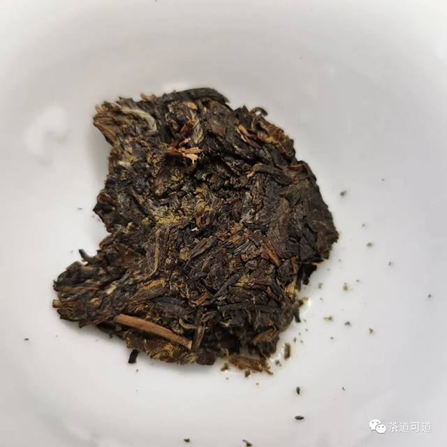 2018大益7542普洱生茶小饼普洱茶