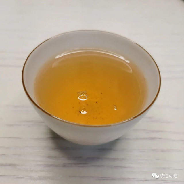 2014年大益悦品普洱生茶