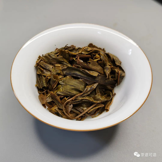八角亭2021年大成小隐易武大树普洱茶