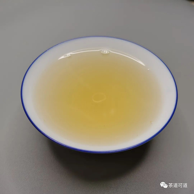 老同志孔雀王生茶2020