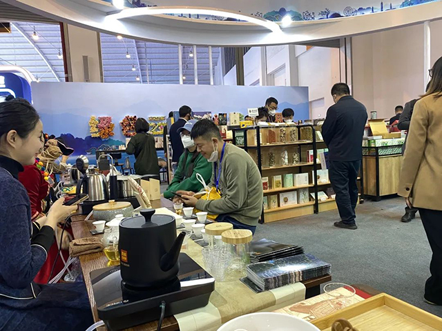 六大茶山亮相第6届中国南亚博览会