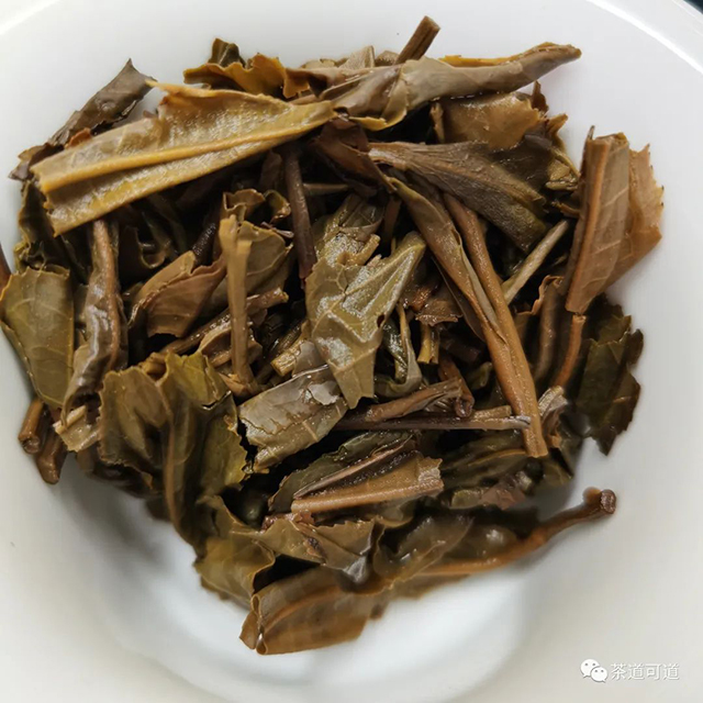 2017年下关敬业号绿大树沱茶