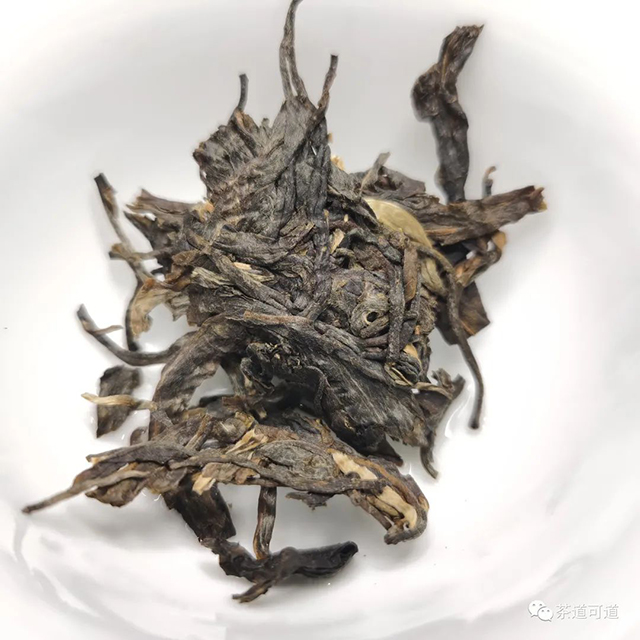 福海茶厂布朗云集生茶饼