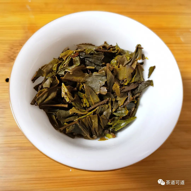 下关2021年弯弓古树饼茶