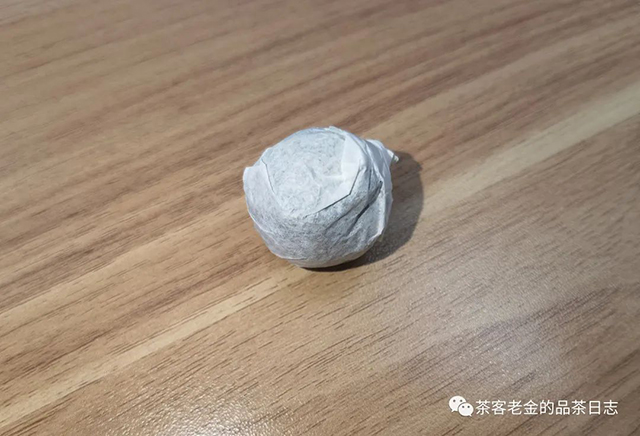 苦行茶僧曼松龙珠普洱茶