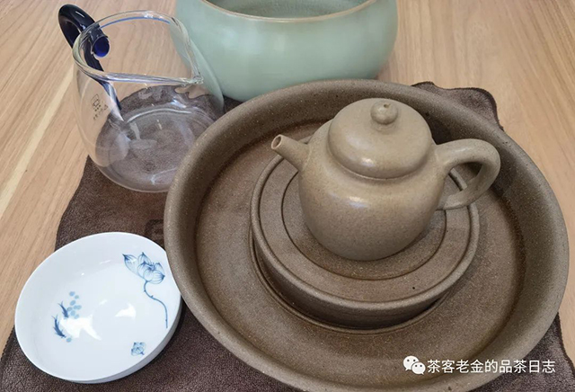 苦行茶僧曼松龙珠普洱茶