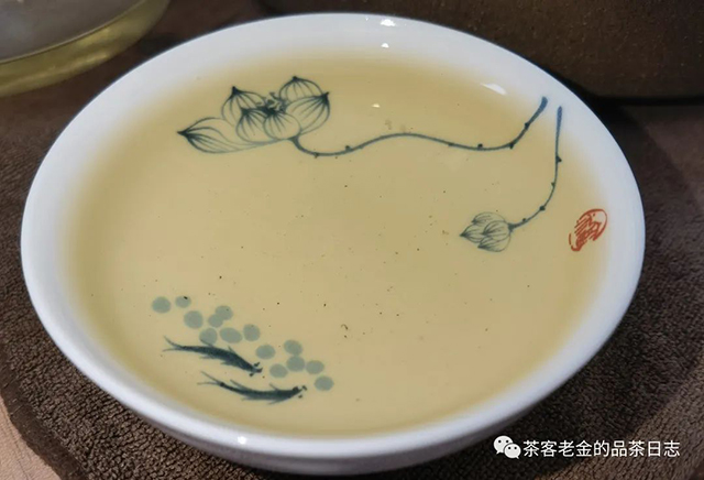 苦行茶僧曼松龙珠普洱茶
