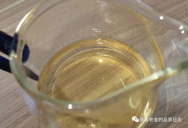 苦行茶僧曼松龙珠普洱茶