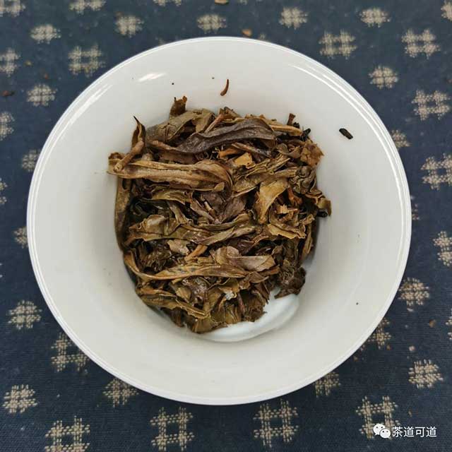 杨记班章生态茶357克砖