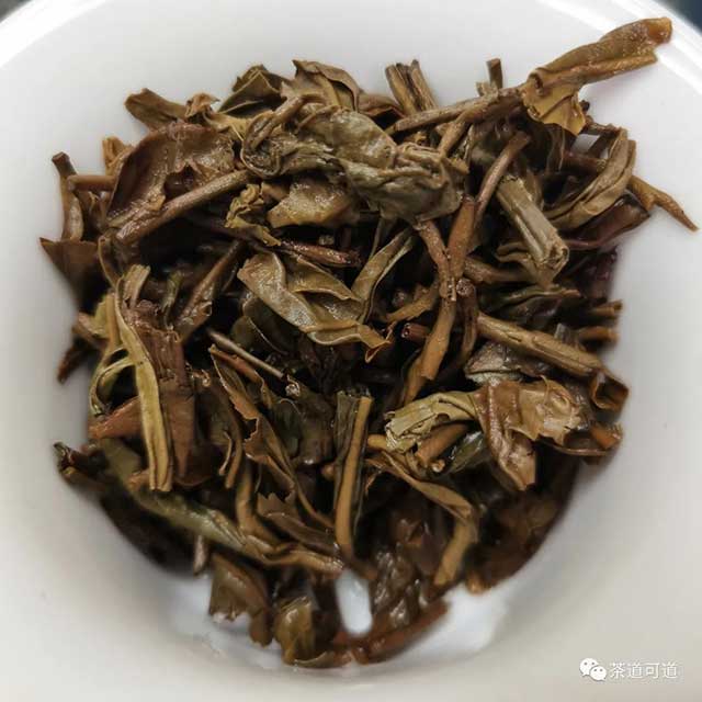 杨记班章生态茶357克砖