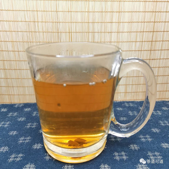 2011年晓茶班章王普洱茶