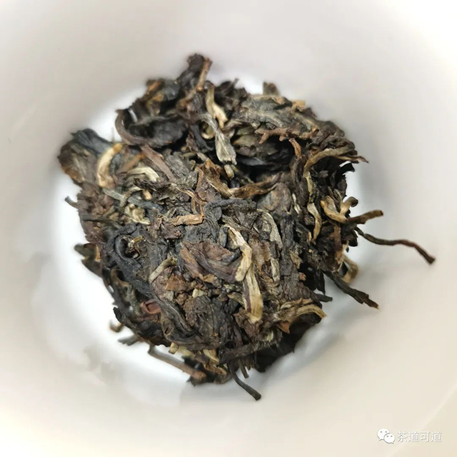 八角亭2005年黎明之光普洱茶