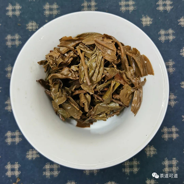 八角亭2005年黎明之光普洱茶
