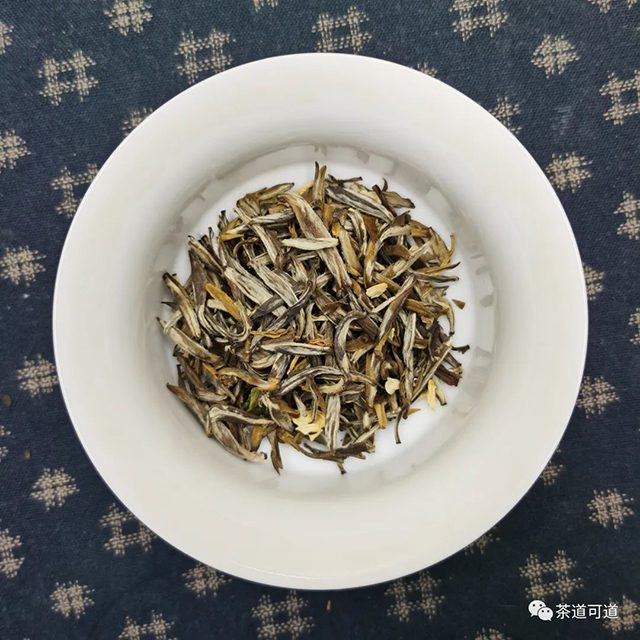 张一元茉莉金龙袍茶