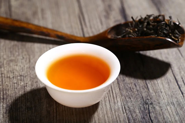 龙润茶龙润红